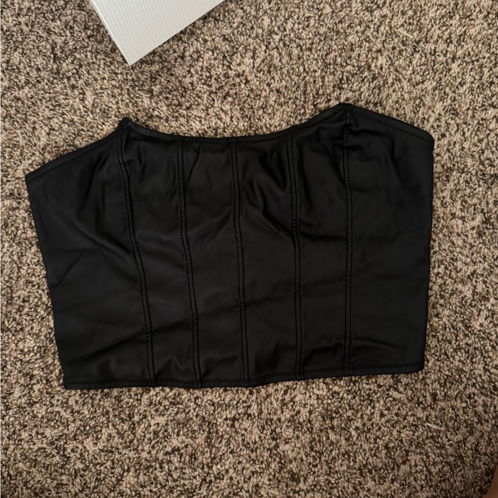 Black Strapless Women's Top